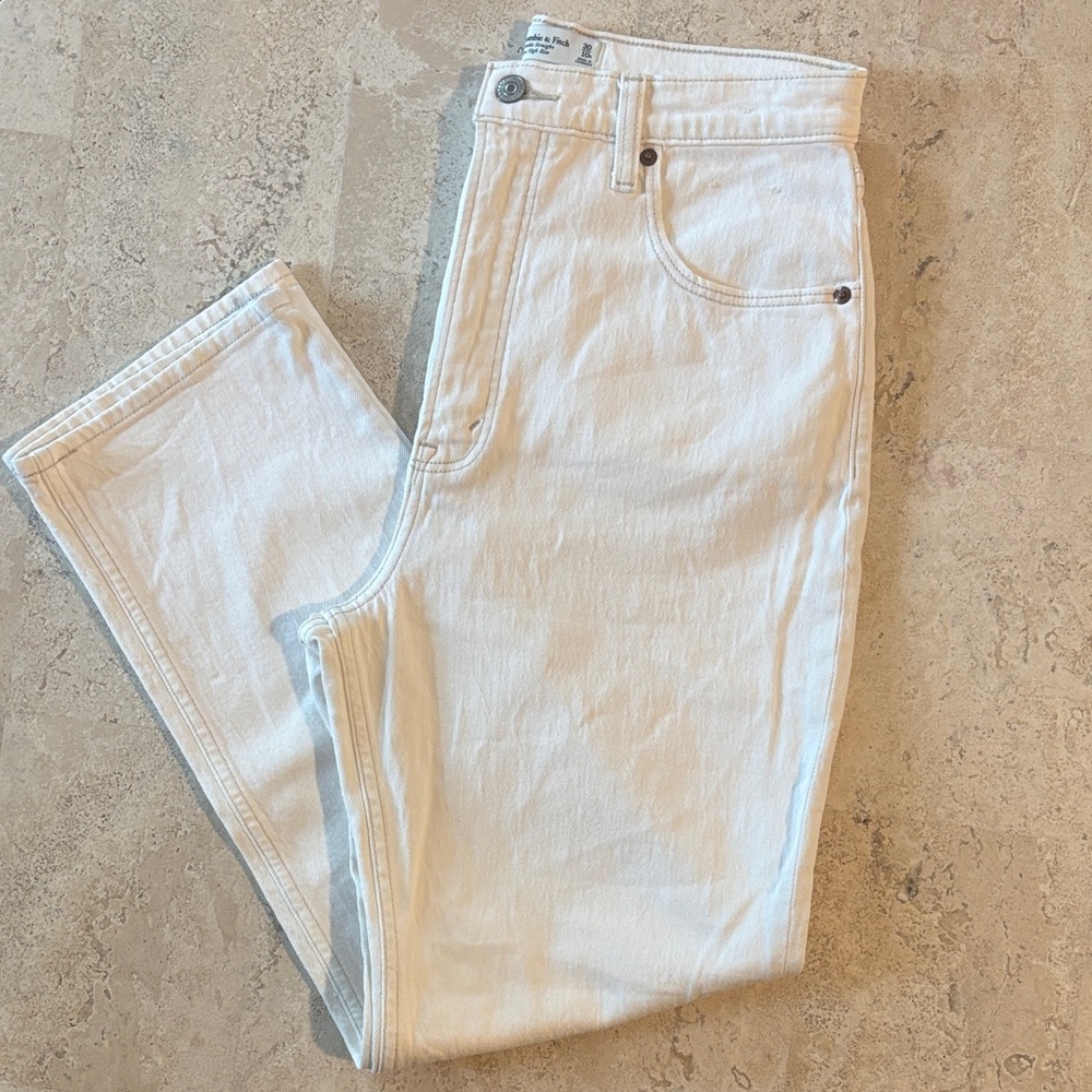 Abercrombie & Fitch Women's Straight Leg Ankle Jeans - Cream
